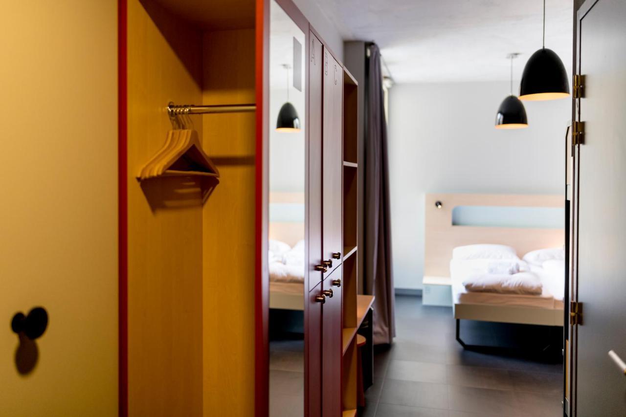 Meininger Hotel Bordeaux Gare Saint-Jean Esterno foto